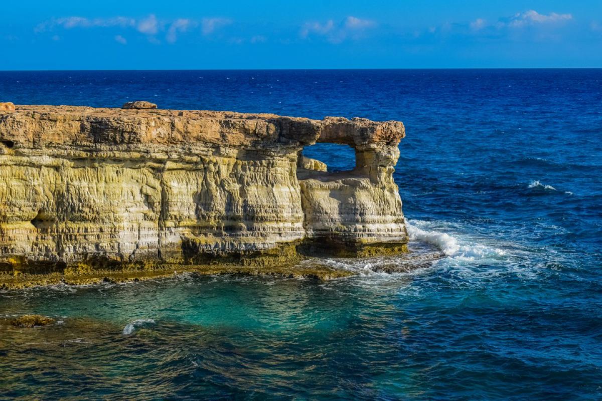 A Földközi-tenger harmadik legnagyobb szigete, Ciprus
